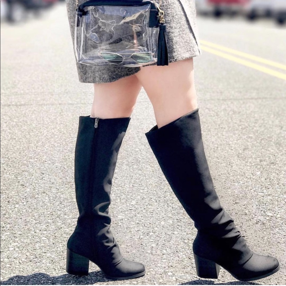 Black Knee High Rushed Top Block Heel Boots - Picture 3 of 5